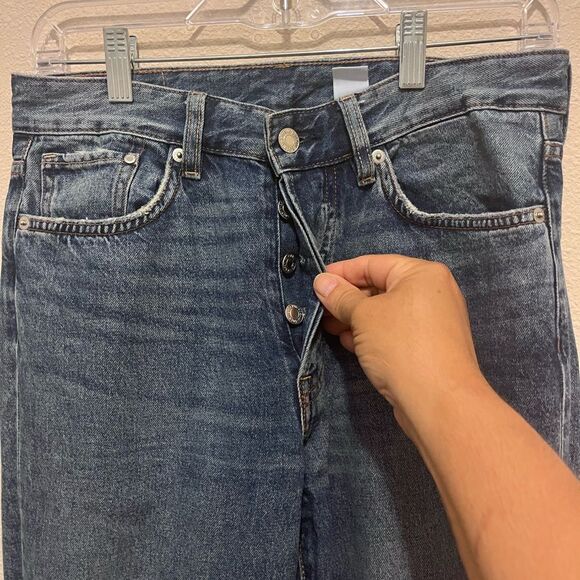 H&M - VINTAGE FIT
COUPE VINTAGE HIGH WAIST - Picture 3 of 5